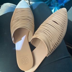 Beautiful leather Tory Burch Flats